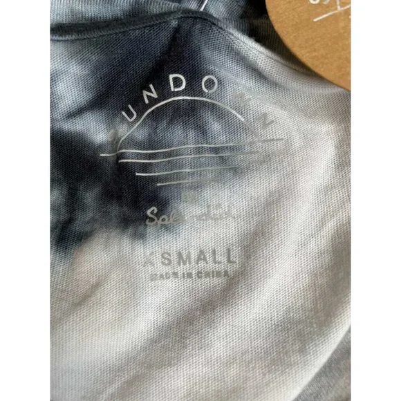 Splendid Tie Dye Cropped T Shirt with Hair Scrunchie X SMALL (3666) - Picture 6 of 7